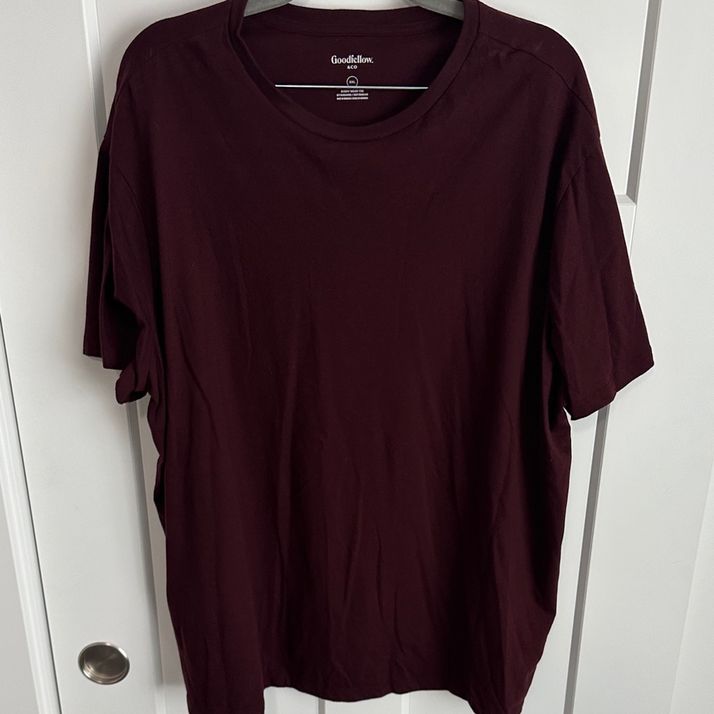 Goodfellow & Co Men's Burgundy Short Sleeve Tee